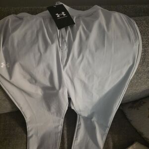 Under Armour Light Gray Activewear